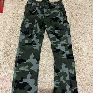 Cat and Jack Camo Joggers Long Pants.